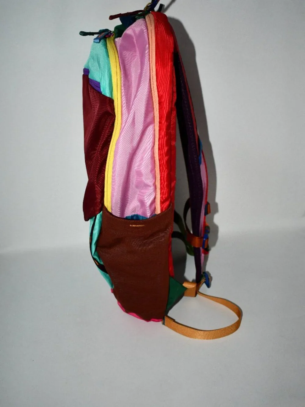 Cotopaxi Allpa 26l Daypack in Del Dia Red Multi  #F25492U1497 NWT